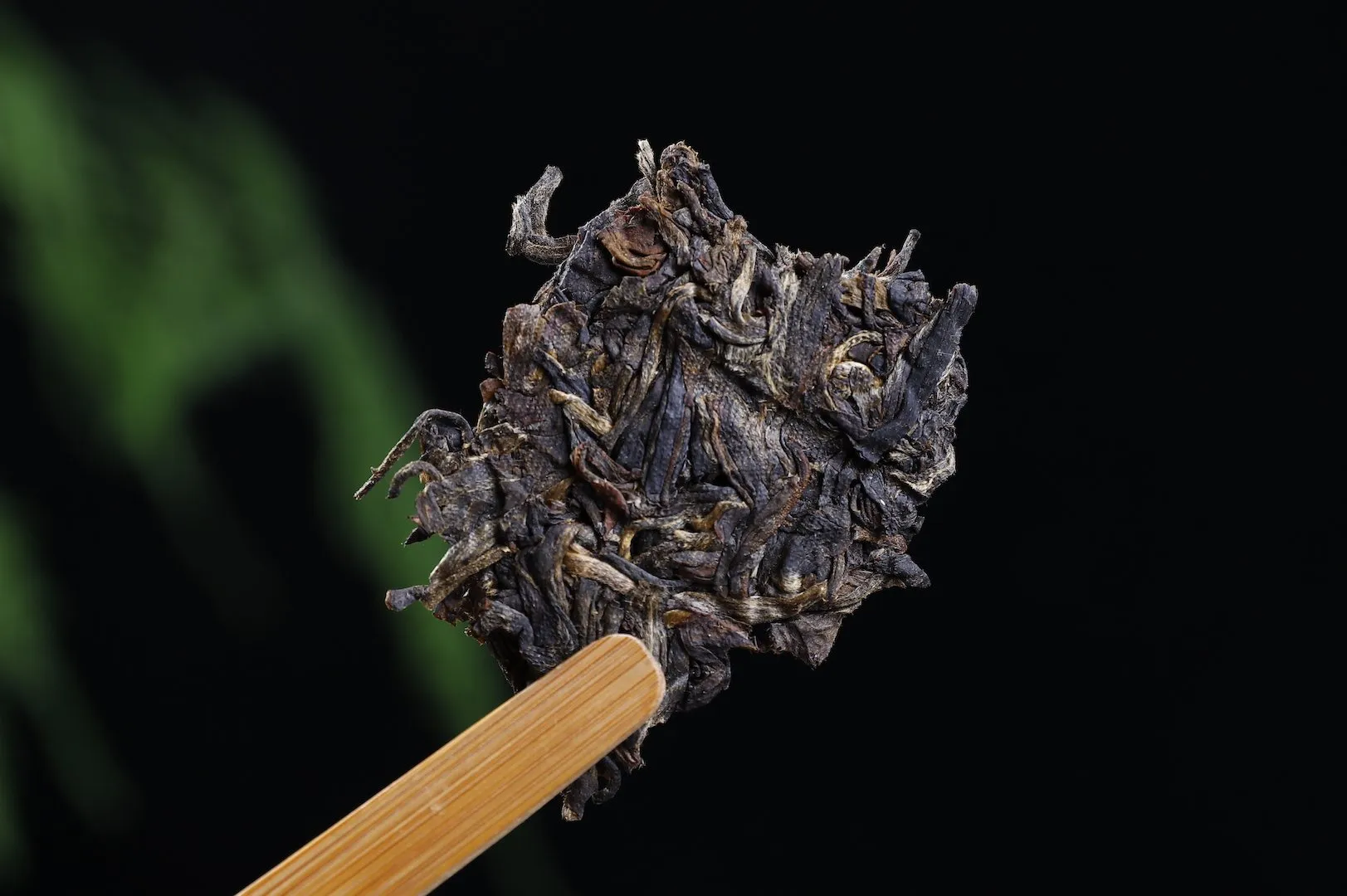 2007 Feng Qing "Zao Chun Yin Hao" Raw Pu-erh Tea Cake