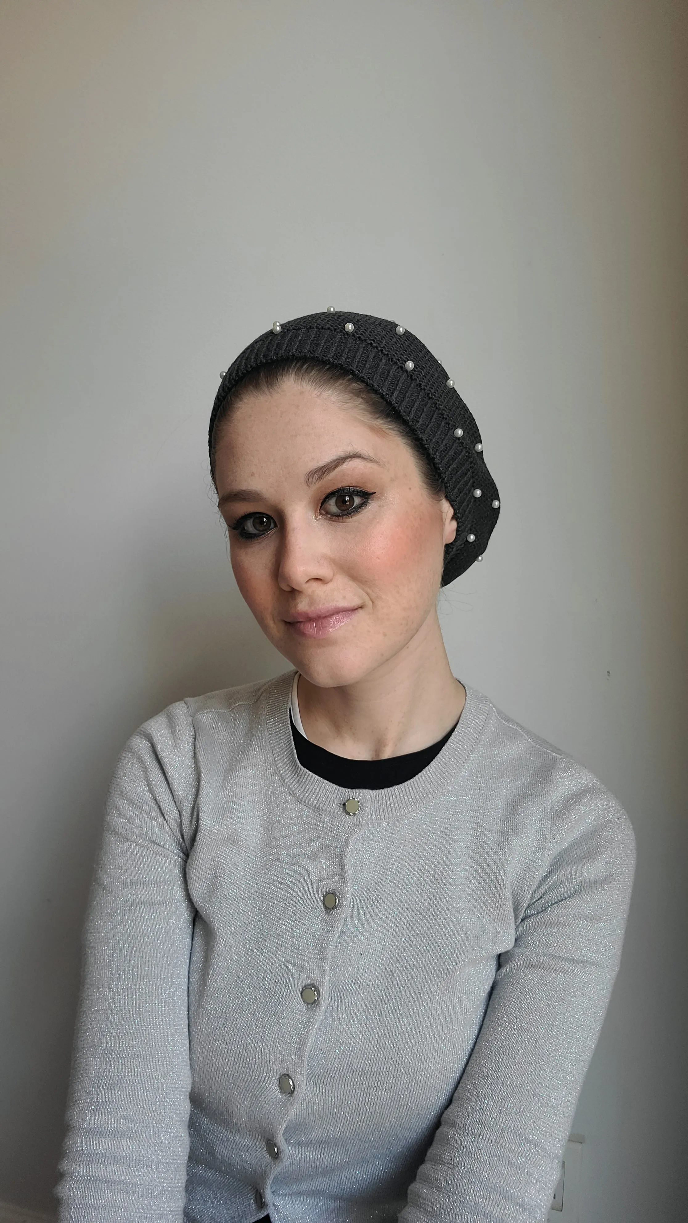 Cotton Beret with Pearls