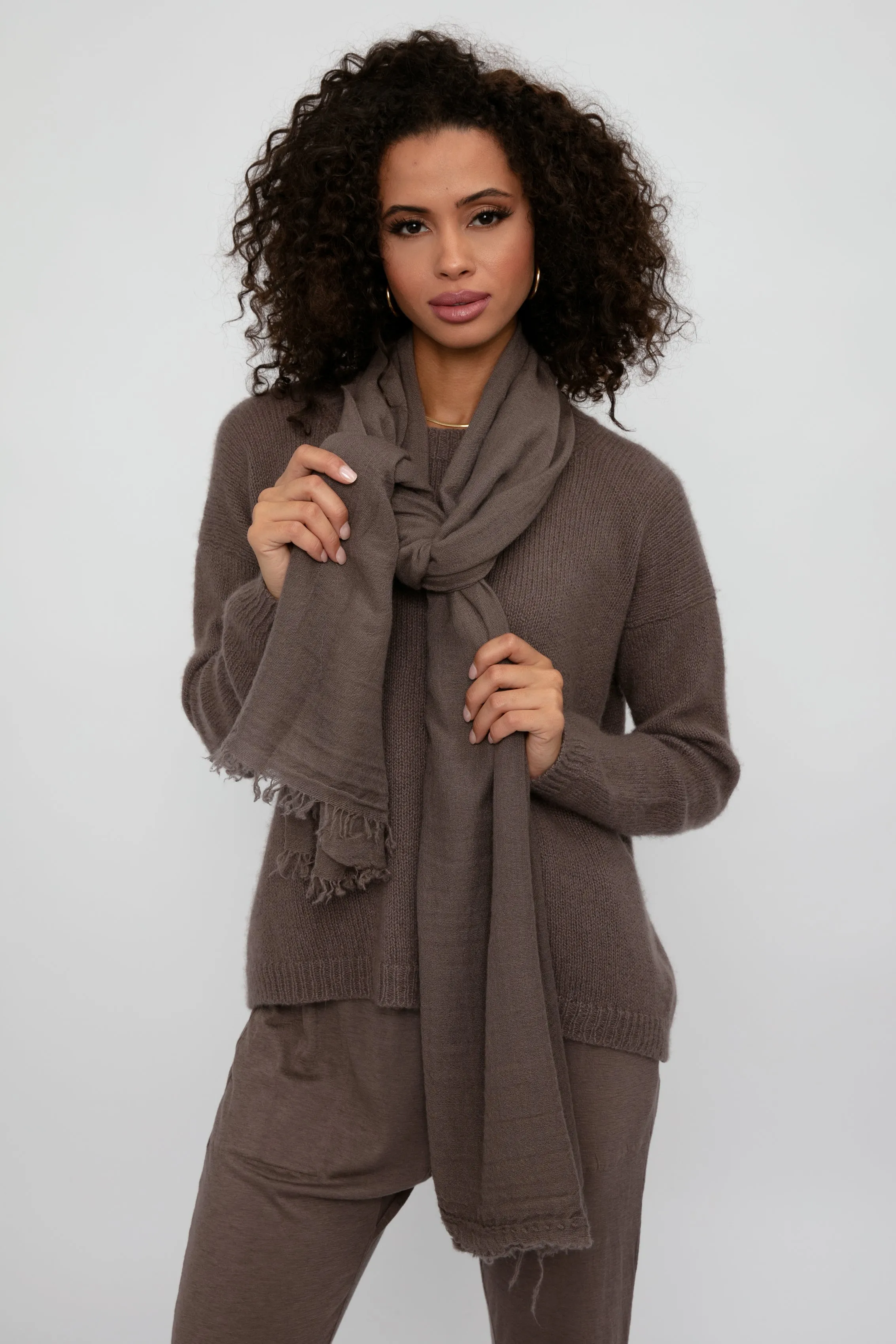 Net Cashmere Scarf in Choco