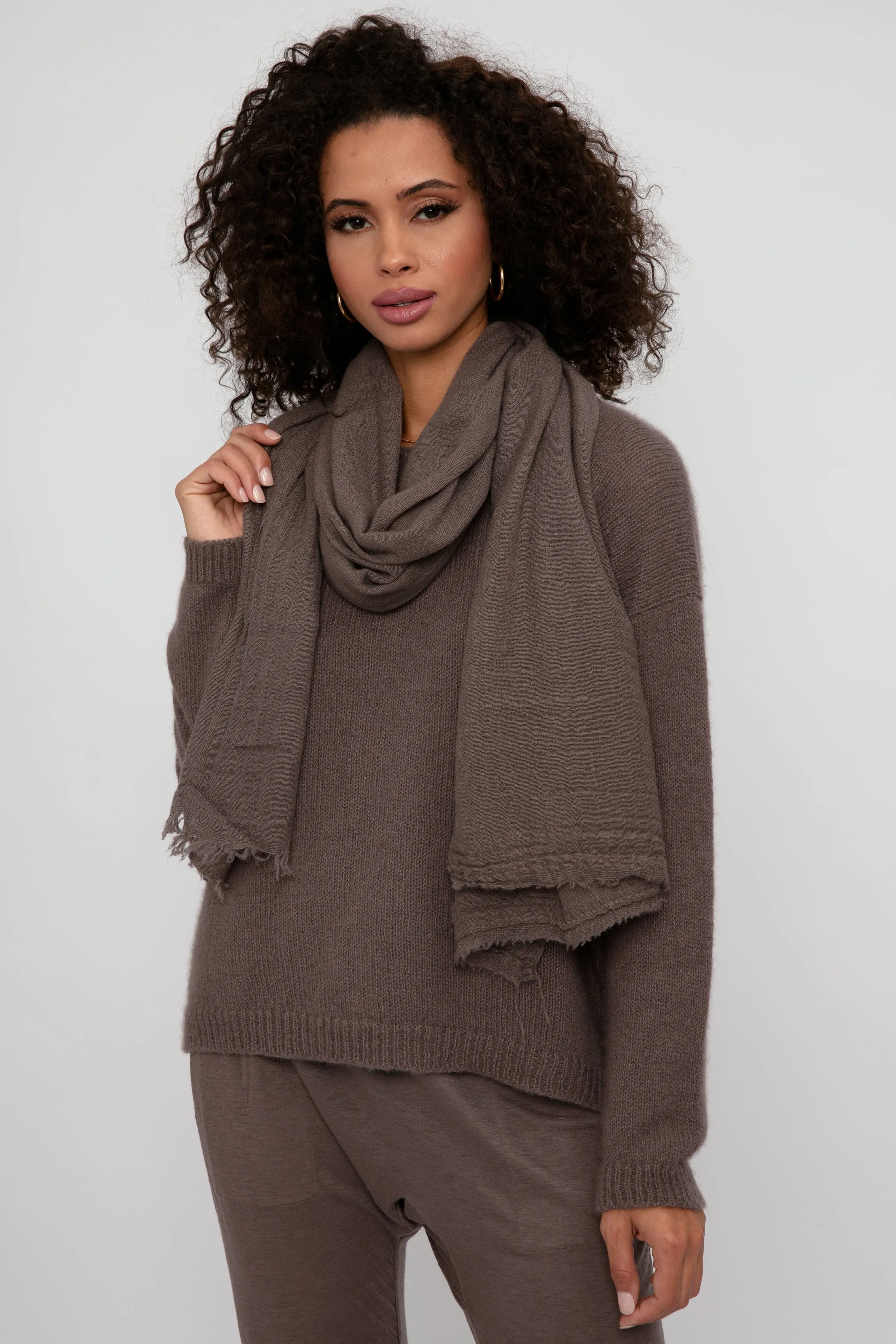 Net Cashmere Scarf in Choco