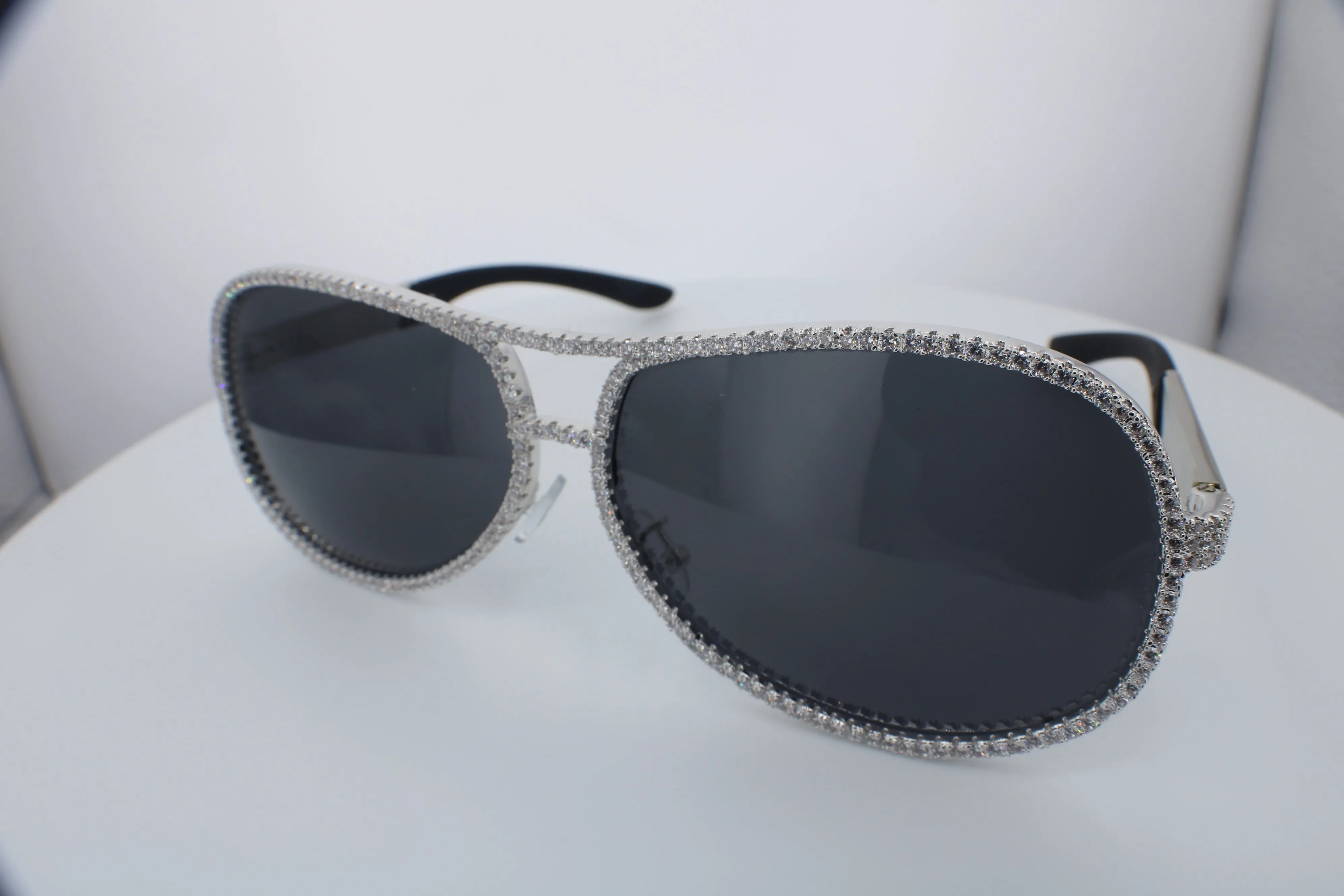 YELLOW GOLD DIAMOND SHADES